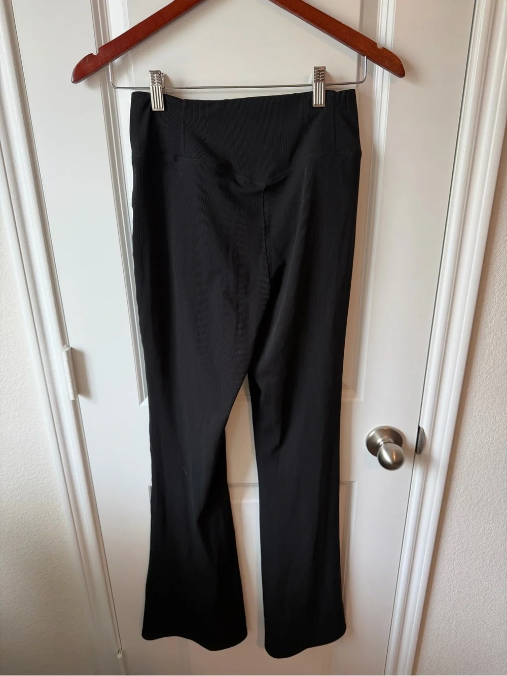 ⚡️Halara Black High-Waist Ribbed Flare Yoga Pants